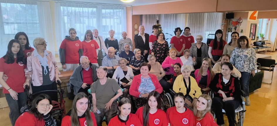 Szkolny Wolontariat w DPS w Rybniku