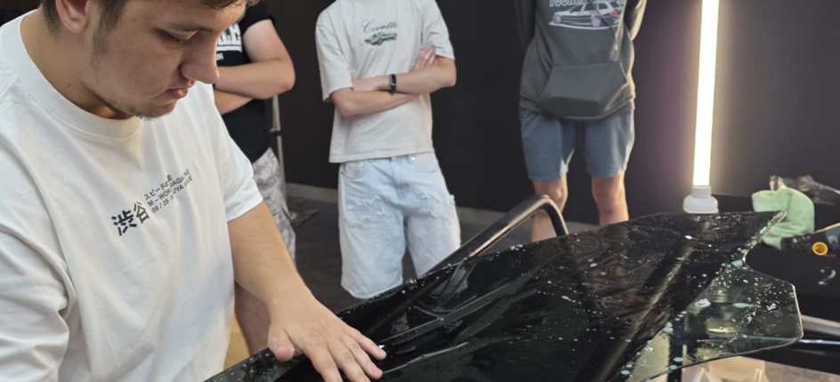 Samochodowy detailing na najwyższym poziomie! Nowoczesne kursy dla uczniów zakończone!